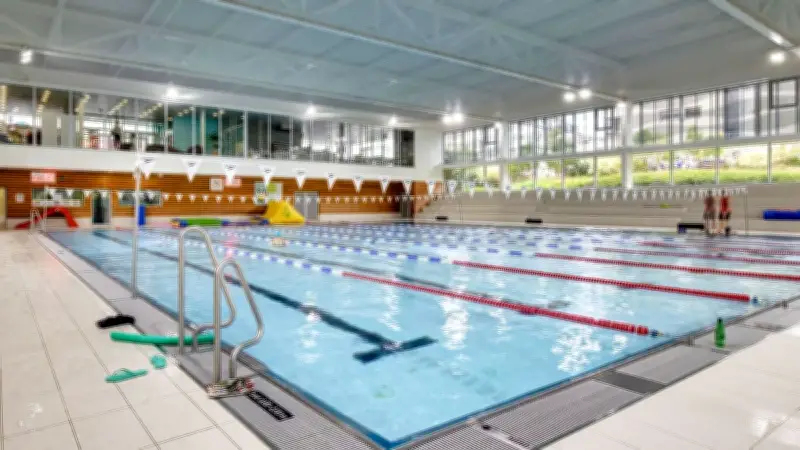 Noisy-le-Grand : sorties piscine suspendues après un sauvetage de noyade