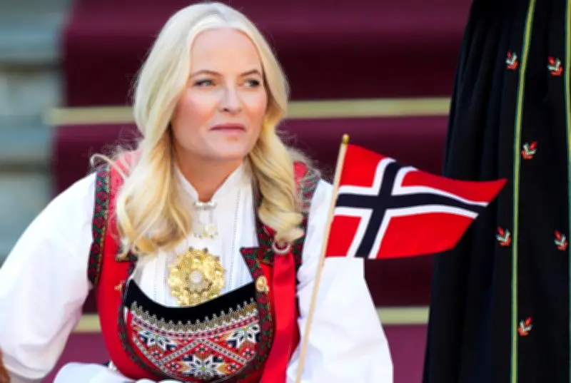 Norvège : inquiétude pour la princesse Mette-Marit, atteinte d'une maladie pulmonaire incurable