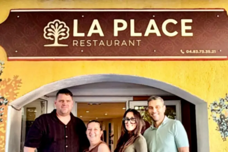 Nouveau restaurant La Place à Solliès-Ville : bar à vin et pizzas artisanales