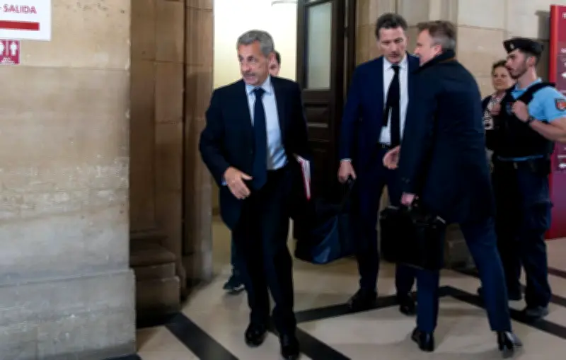 Nouveau réquisitoire: sept ans de prison requis contre Sarkozy