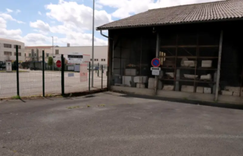 Nouvelle-Aquitaine : échange de hangar à Saintes conditionné par une subvention