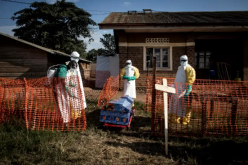 Nouvelle flambée d'Ebola en RDC : 80 décès suspects, souche sans vaccin