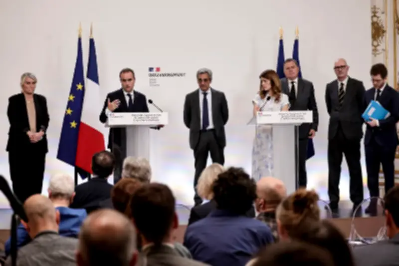 Nouvelles mesures du gouvernement face à la flambée des carburants
