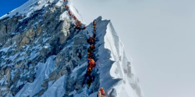 Népal : record de permis pour l'Everest, inquiétudes sur la sécurité