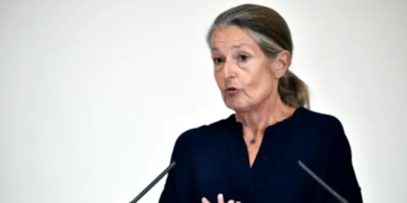 Odile Launay : le frein au vaccin est financier, pas scientifique