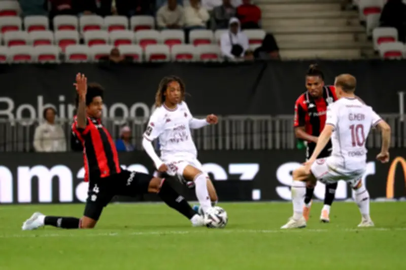 OGC Nice : Dante honoré mais déçu, les notes des Aiglons après le nul contre Metz