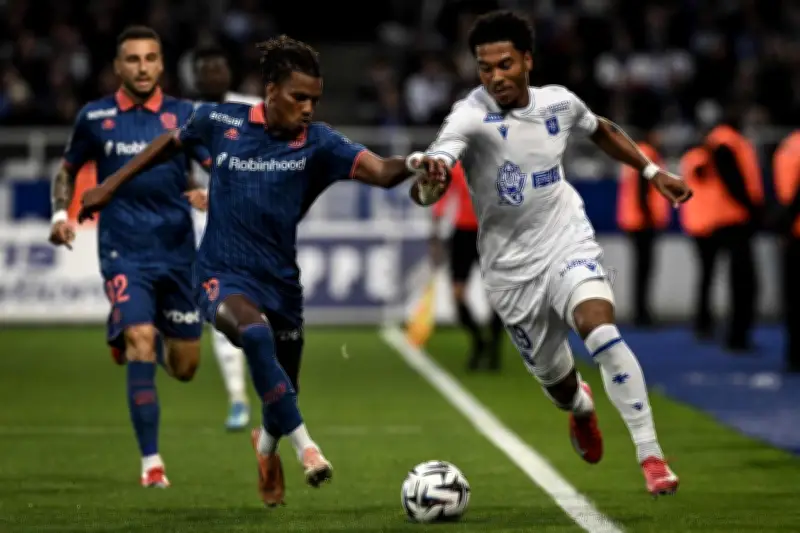 OGC Nice: défaite à Auxerre, maintien en sursis avant Metz