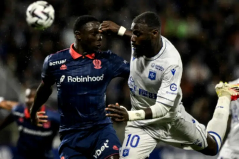 OGC Nice : l'erreur fatale de Diouf envoie son équipe en barrages