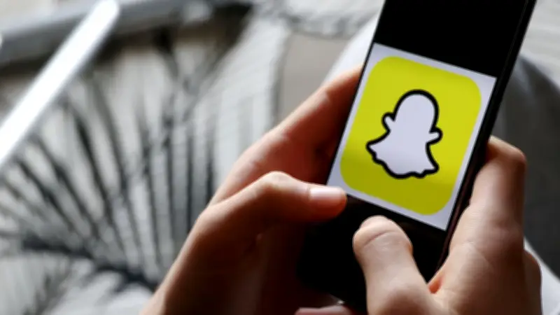 Oise : un détenu utilisait Snapchat pour du proxénétisme depuis la prison