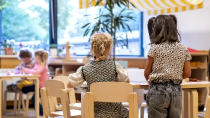 Oise : une fillette de 21 mois ivre morte à la crèche, les parents sans réponse