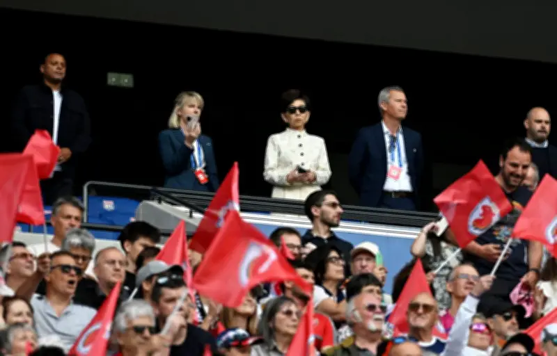 OL : pertes abyssales et incertitude financière persistante