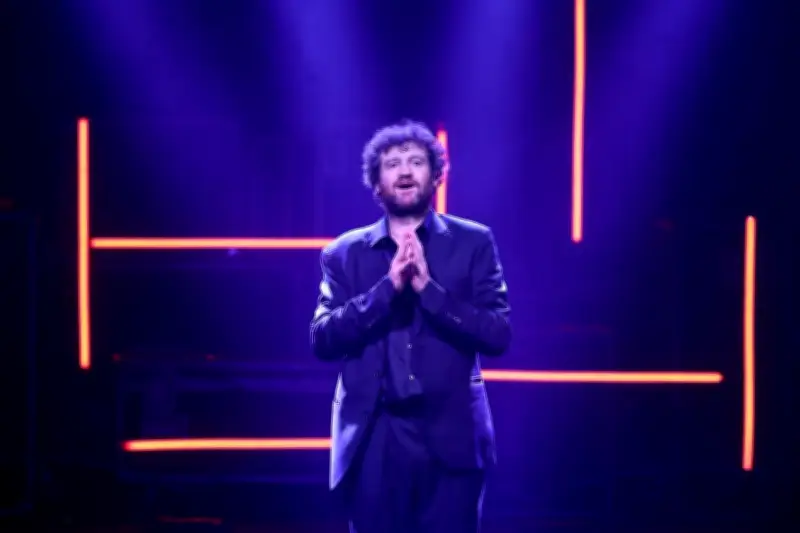 Olivier de Benoist : le roi du cynisme en spectacle à Sanary le 27 mai