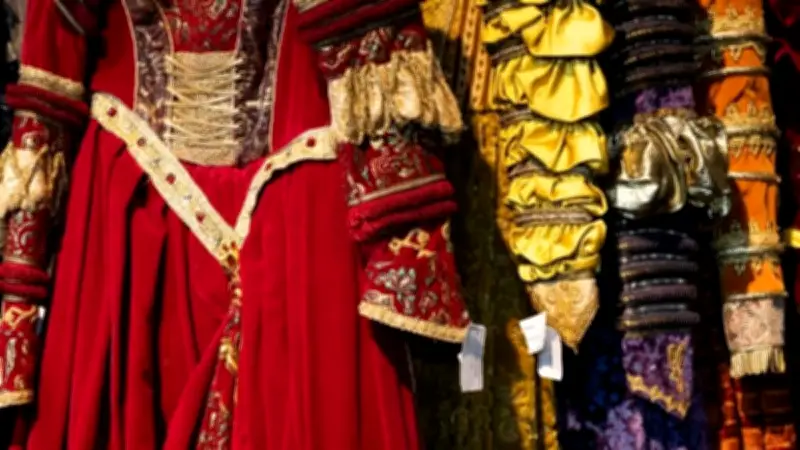 Opéra de Paris : vente exceptionnelle de 5 000 costumes dès 2 euros