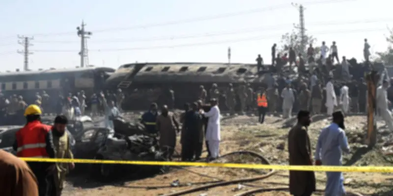 Pakistan : au moins 24 morts dans une attaque à l'explosif d'un train