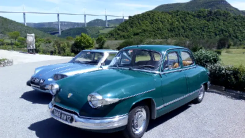 Panhard en vedette au rassemblement de voitures anciennes à Millau