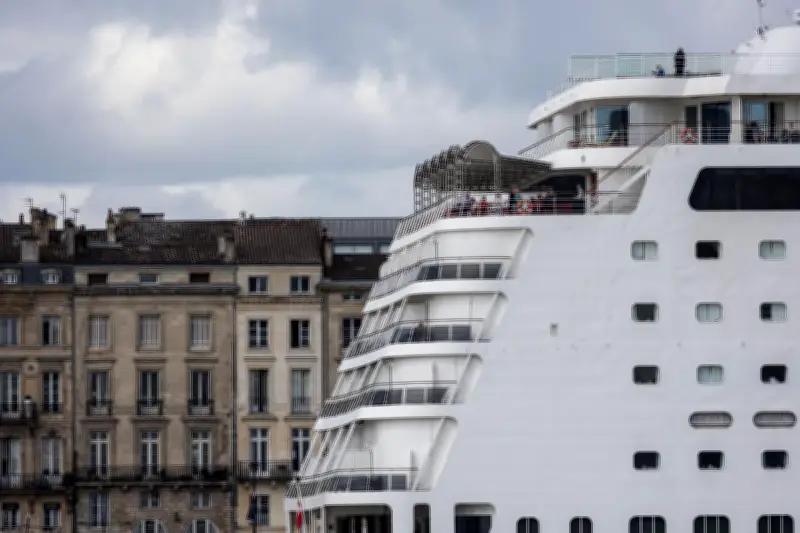 Paquebot Ambition : escale maintenue à La Rochelle malgré le norovirus
