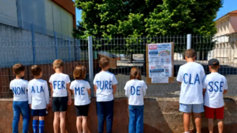 Parents mobilisés contre la fermeture d'une classe à Saint-Chinian