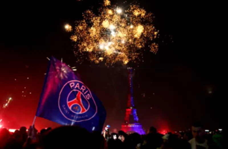 Paris en fête après la victoire du PSG en Ligue des champions
