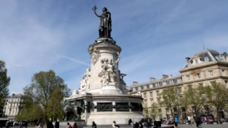 Paris : Grégoire promet la transformation de six places emblématiques
