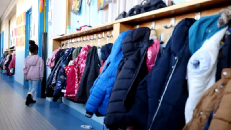 Paris : guerre des parents dans une classe de CE1, trois plaintes déposées