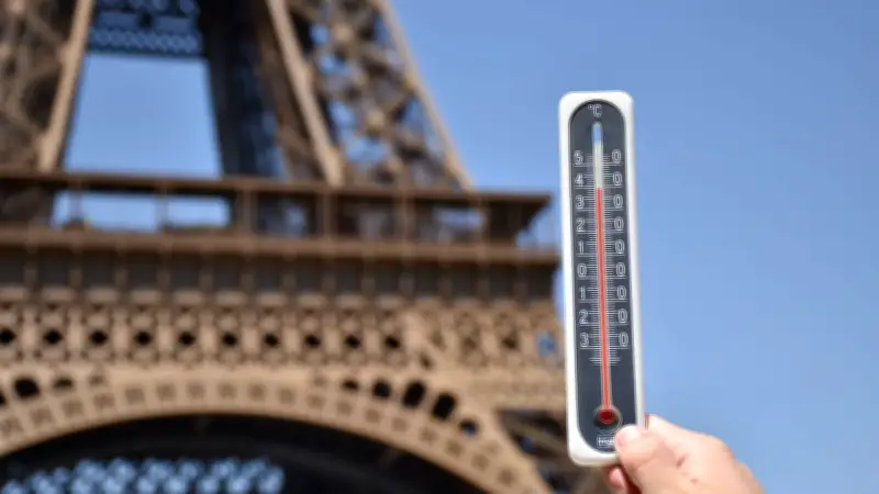 Paris : nuits tropicales en centre-ville, 10°C au-dessus des normales