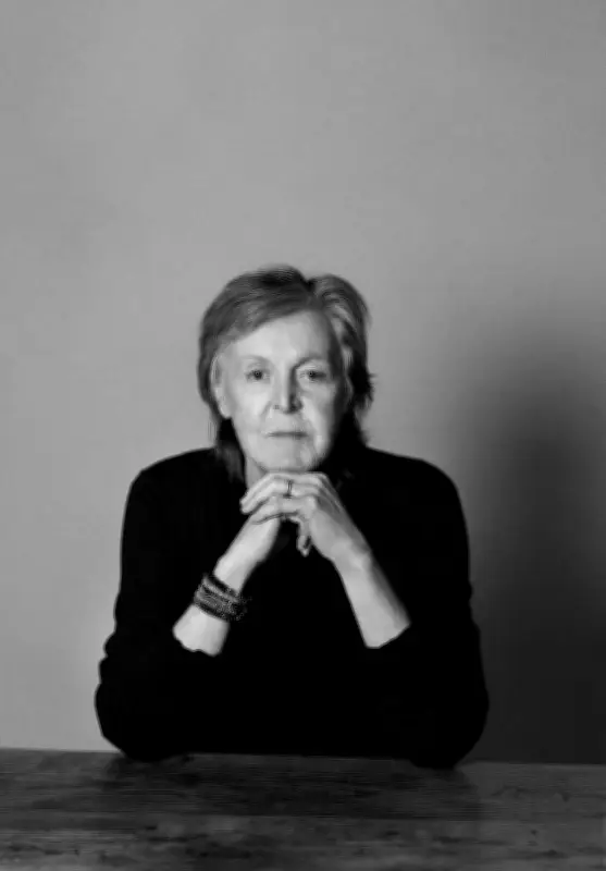 Paul McCartney : «The Boys from Dungeon Lane», un Macca d'école