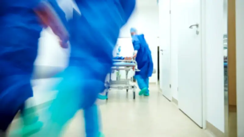 Perpignan : une femme blessée par balle déposée à l'hôpital par deux hommes