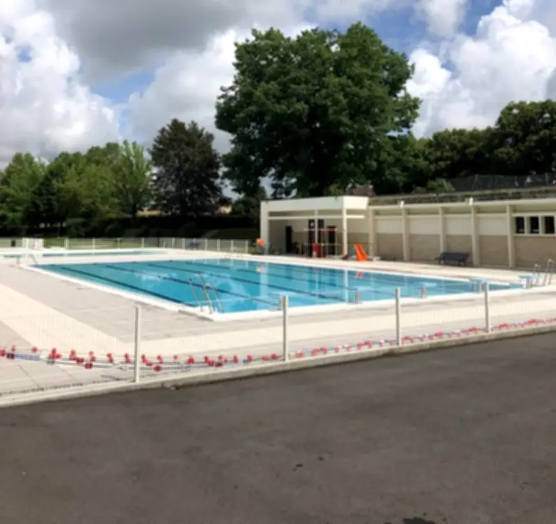 Piscine de Navarrenx fermée au printemps 2026 : 1,3 M€ d'investissement bloqué