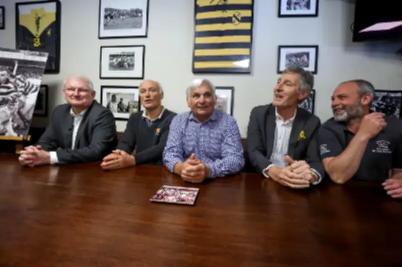Place Arnaud Elissalde à La Rochelle : hommage à une légende du Stade Rochelais