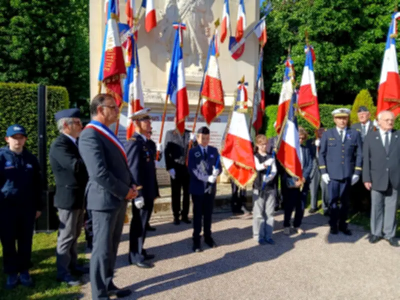 À Pont-l'Abbé-d'Arnoult, la jeune génération devient gardienne du souvenir