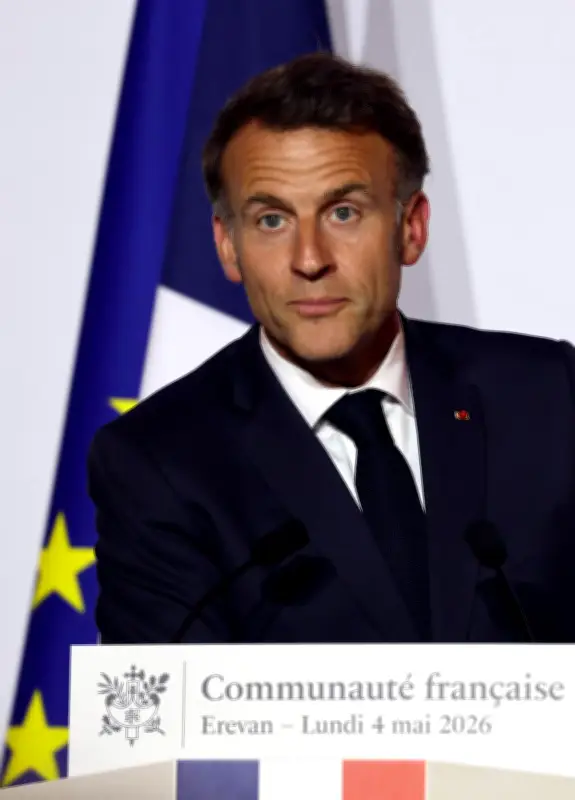 Popularité en baisse pour Macron et Lecornu en mai