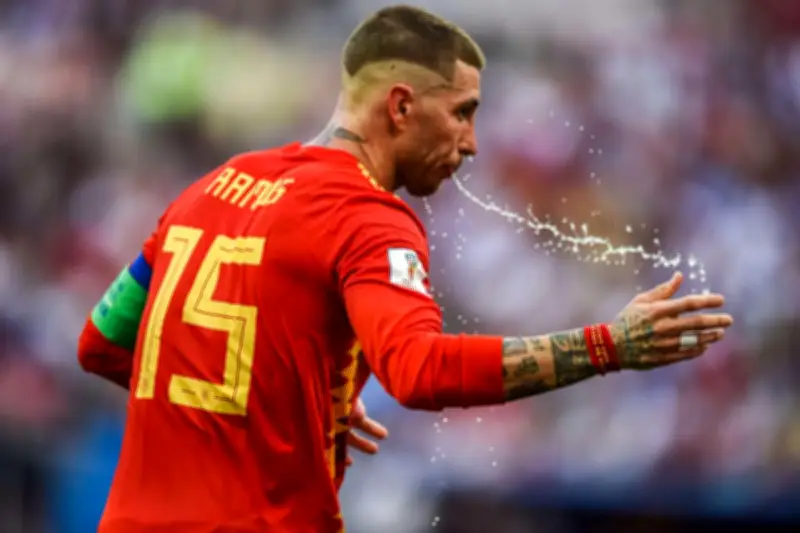 Pourquoi les footballeurs crachent-ils autant sur le terrain ?