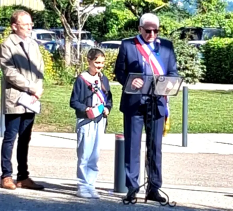 Première commémoration du 8 mai pour le maire Giuseppe Nocera à Brax