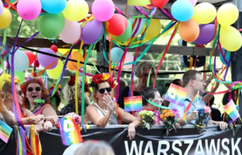 Première transcription d'un mariage homosexuel à Varsovie