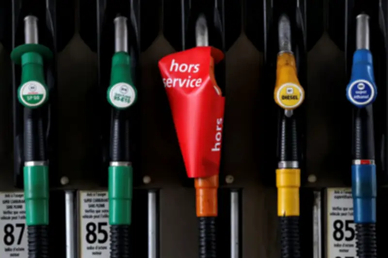 Prix de l'essence : nouveau record depuis la guerre au Moyen-Orient