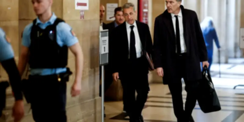 Procès libyen : le parquet accable Sarkozy, dénonce une « perdition républicaine »