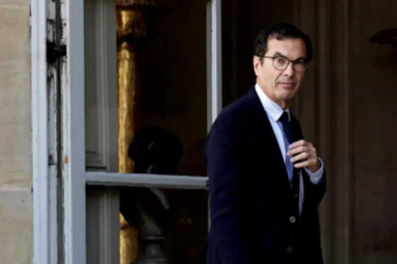 Projet de loi sur l'égalité salariale : le ministre espère juin