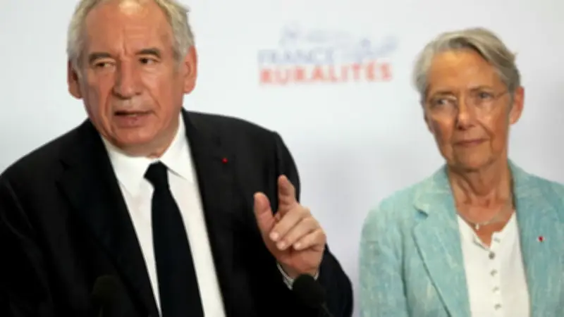 Présidentielle 2027 : le centre cherche l'union sans candidat