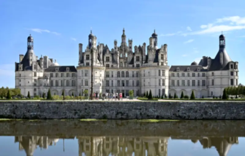 Puy du Fou propose un partenariat pour sauver Chambord, le ministère refuse
