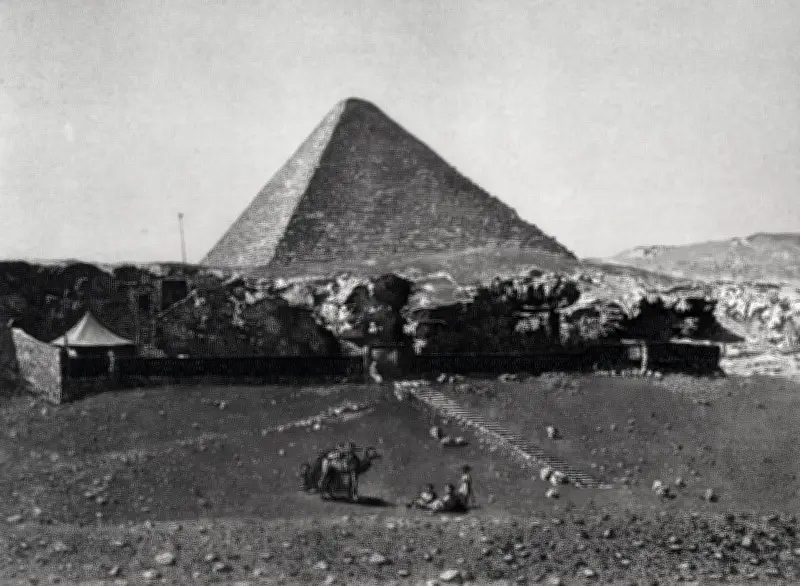 Pyramide de Khéops : un modèle d'architecture antisismique depuis 4 600 ans