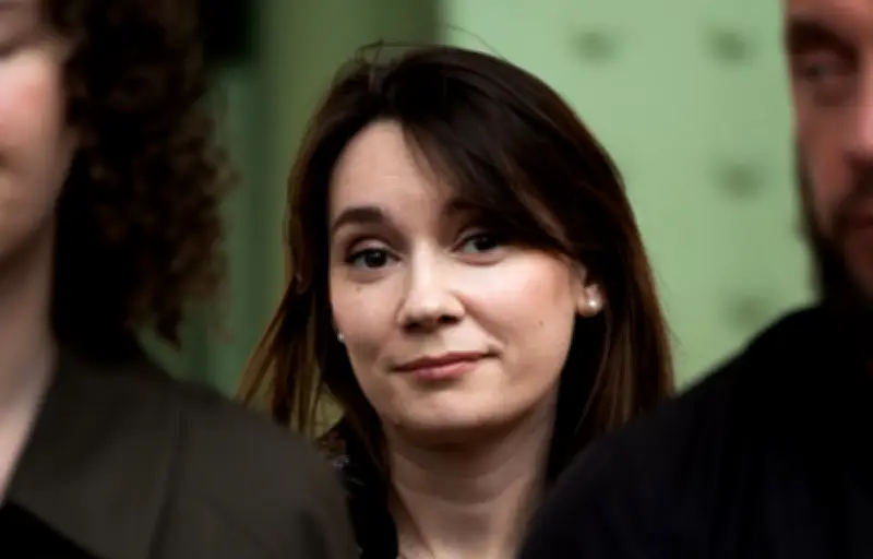 Qui est Xenia Fedorova, la propagandiste russe devenue chroniqueuse chez Bolloré ?