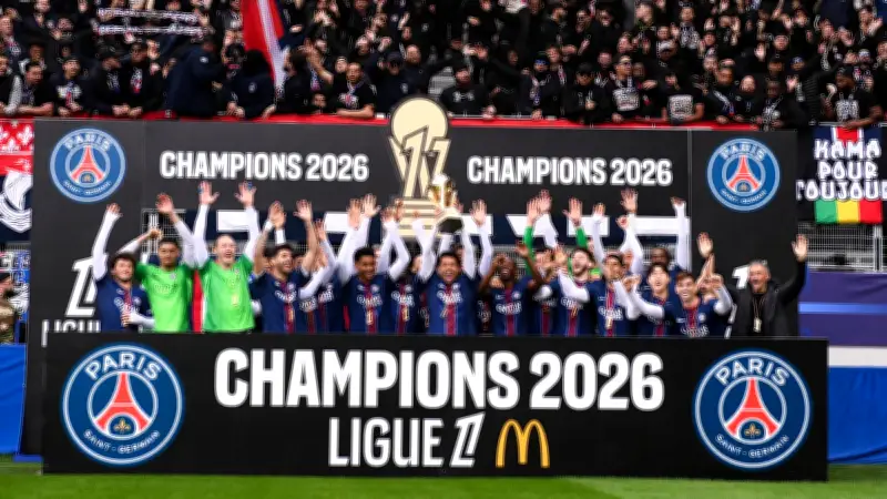 Record d'affluence et tifo géant pour le premier derby Paris FC-PSG à Jean-Bouin