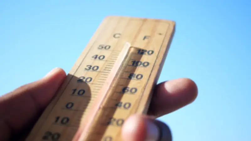 Records de chaleur explosés dans 20 villes du Languedoc : jusqu'à 37,6°C