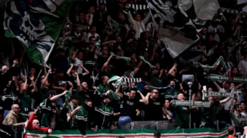 Red Star en Ligue 1 : les supporters audoniens y croient dur comme fer