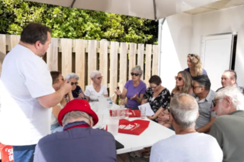 Rencontre conviviale entre lecteurs et rédaction de Sud Ouest à la Cave des gourmets