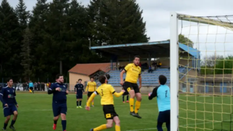 Régional 3 : le Sporting Langonais défie le leader Ambert