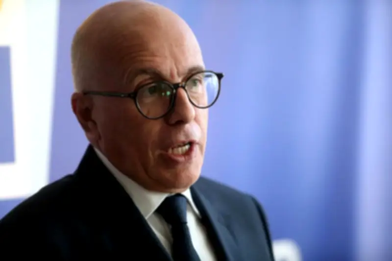 Éric Ciotti justifie la prison sur le foyer des chibanis à Nice