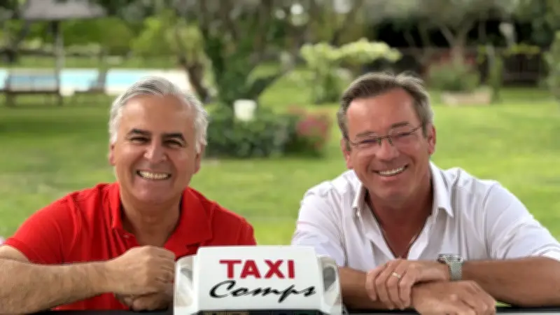 Éric Ortiz transmet son taxi médical à Yannis Armanet à Jonquières-Saint-Vincent