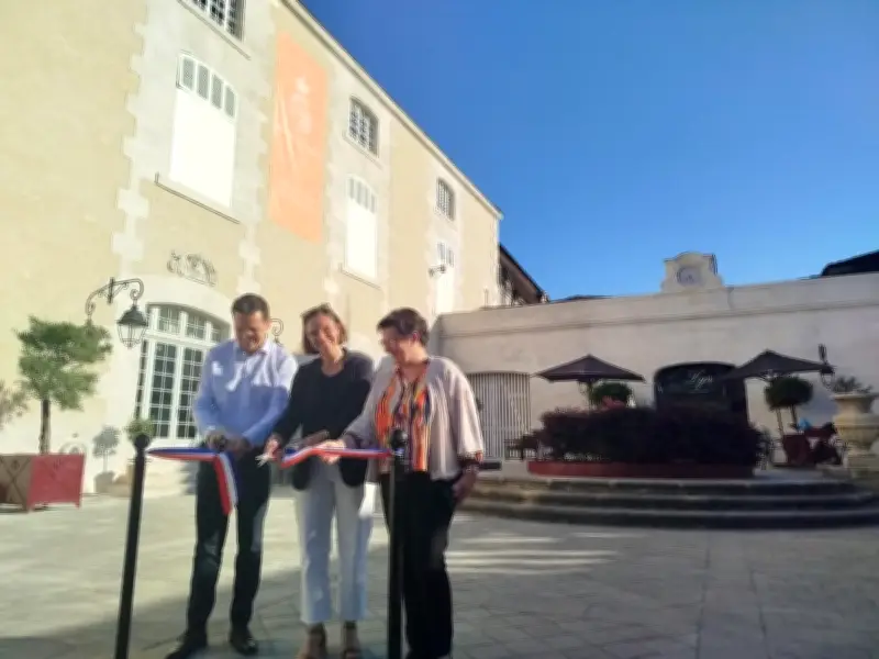 Rénovation du château de Cognac : la cour d'honneur retrouve sa splendeur