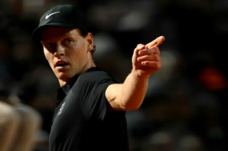 Roland-Garros 2026 : Sinner, favori écrasant après le forfait d'Alcaraz